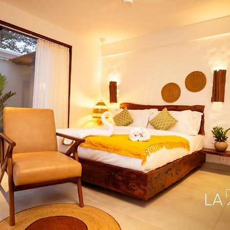 La Reve The Beach Villa 马拉普兰 外观 照片