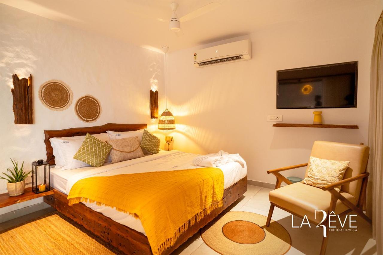 La Reve The Beach Villa 马拉普兰 外观 照片