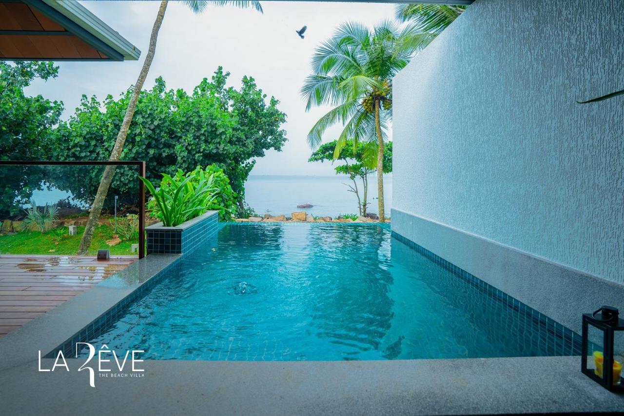 La Reve The Beach Villa 马拉普兰 外观 照片