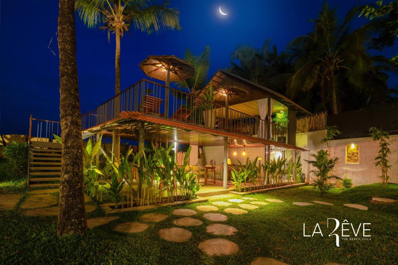 La Reve The Beach Villa 马拉普兰 外观 照片